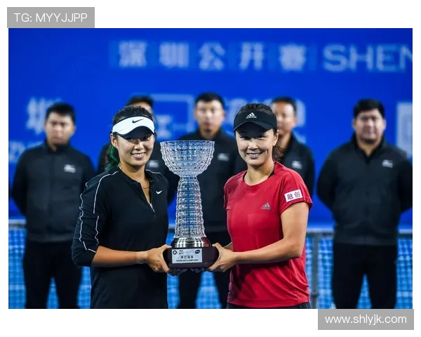 深圳网球队在比赛中的盯防策略分析与成效评估 深圳网球队在比赛中的盯防策略分析与成效评估